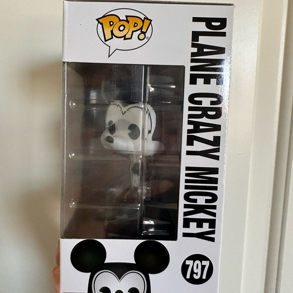Plane Crazy Mickey Funko Pop - Picture 3 of 5